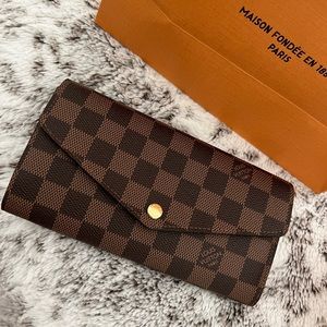 Louis Vuitton Sarah Wallet